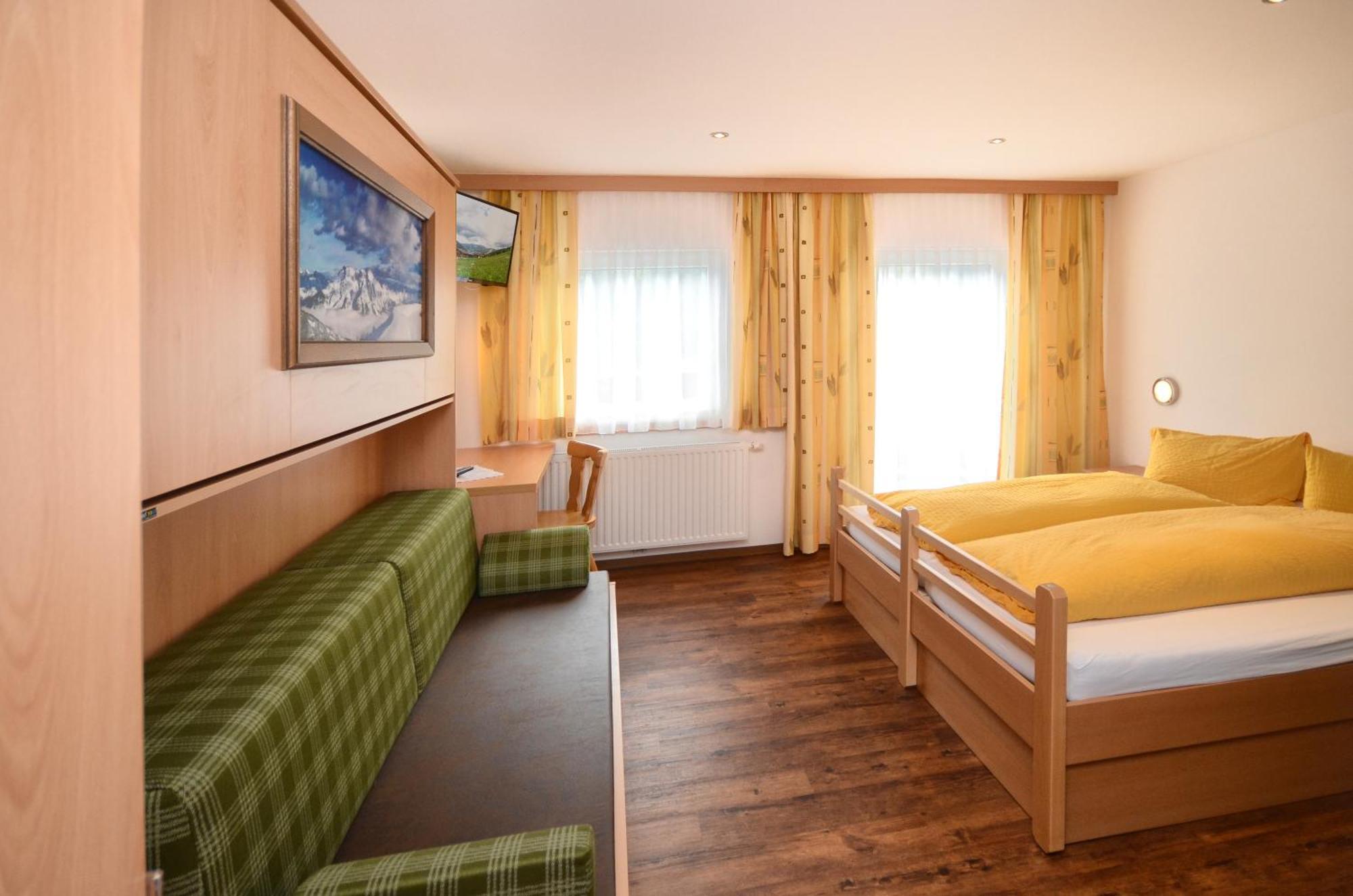 Ferienhof Wölflbauer Saalbach Exterior foto