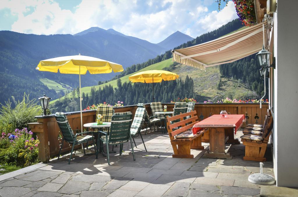 Ferienhof Wölflbauer Saalbach Exterior foto